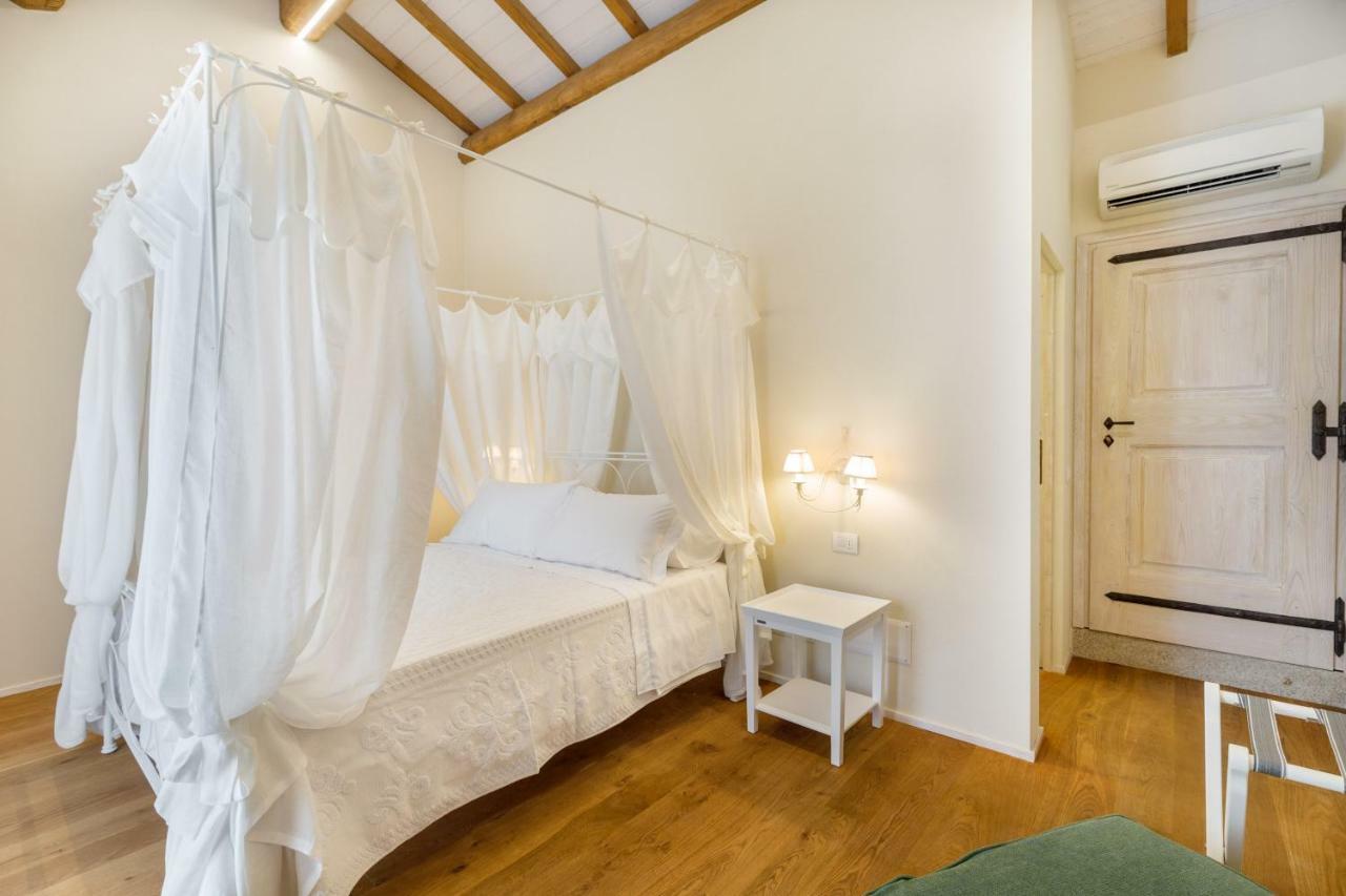 Tenuta Petra Bianca Палау Екстер'єр фото
