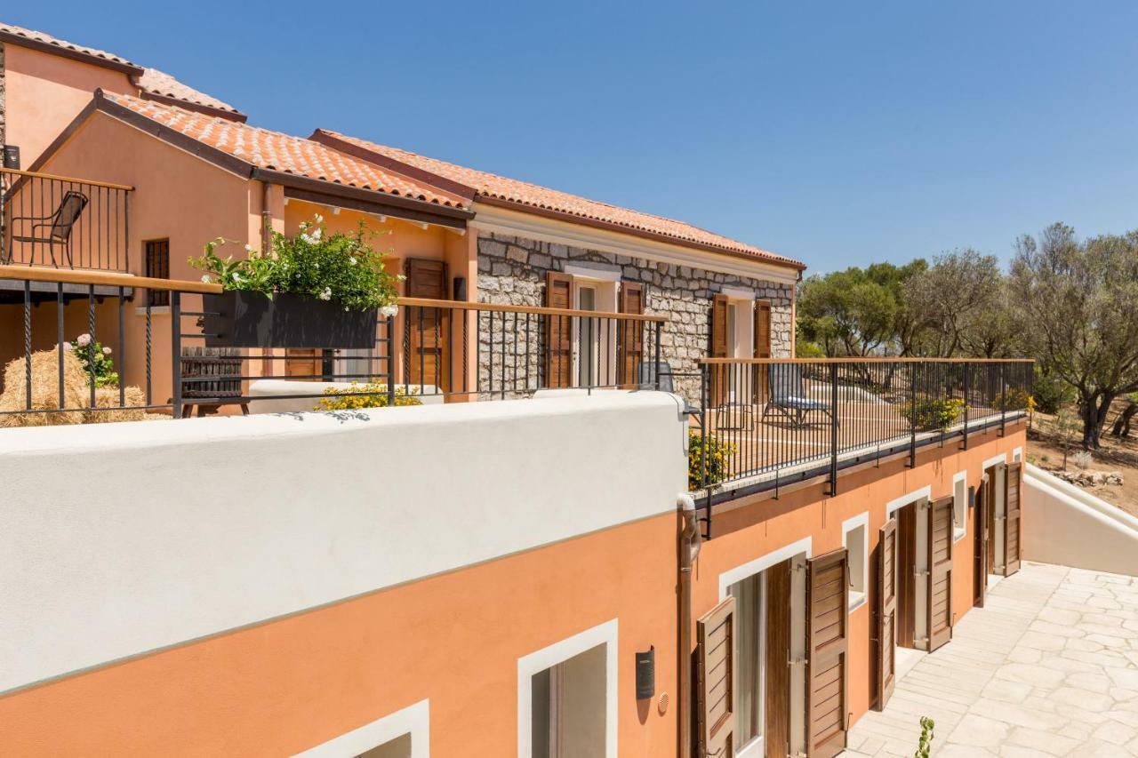 Tenuta Petra Bianca Палау Екстер'єр фото